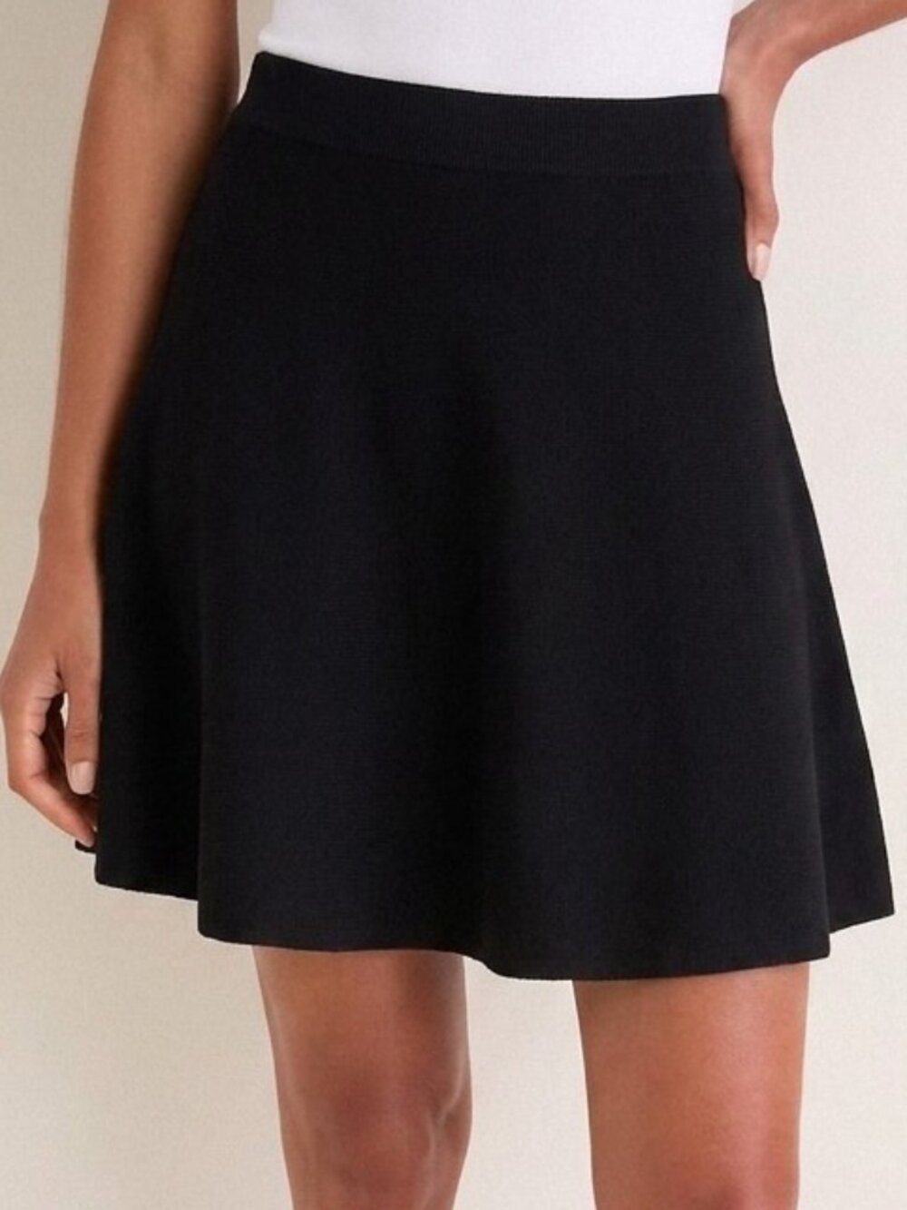Hyacinth House Black Ribbed Knit A-Line Mini Skirt Size S